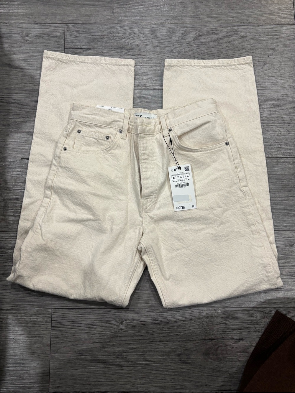 Zara Women's Cream Straight-Leg Jeans